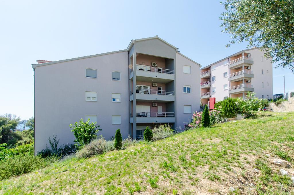 Deluxe Apartment Bagaric Trogir Habitación foto